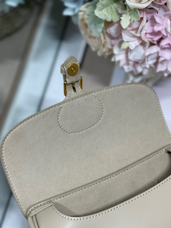 D*or bobby east-west bag