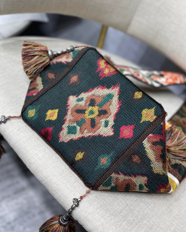 D*or d-bubble bucket bag