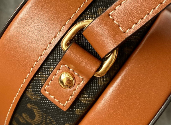 Ce**e tambour cuir triomphe