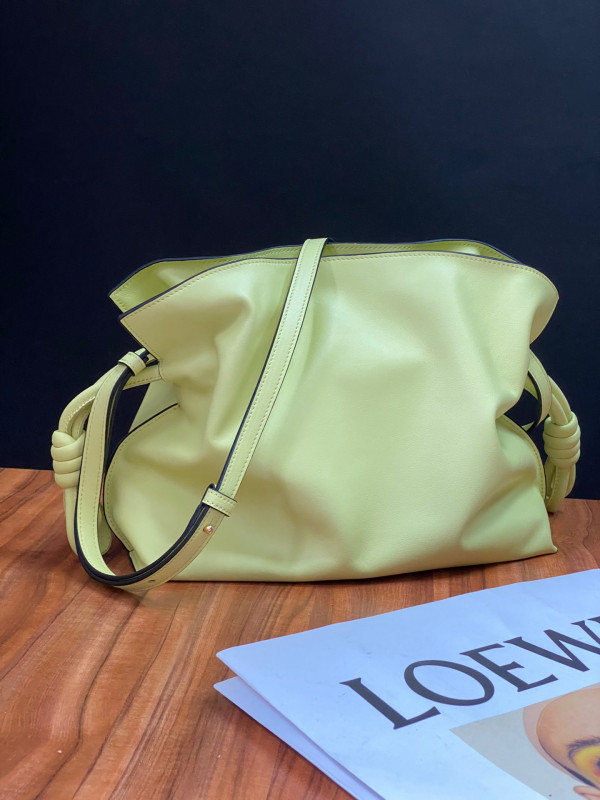 LOEWE Flamenco clutch