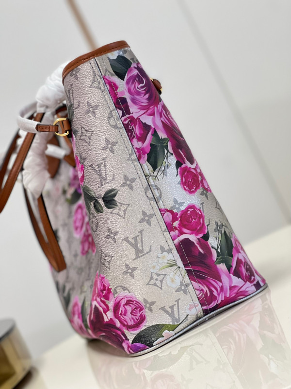 l**is V*t*n neverfull mm