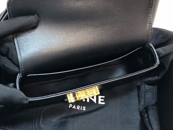 Ce**e triomphe shoulder bag