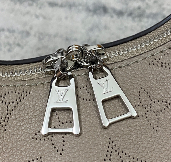 l**is V*t*n why knot pm