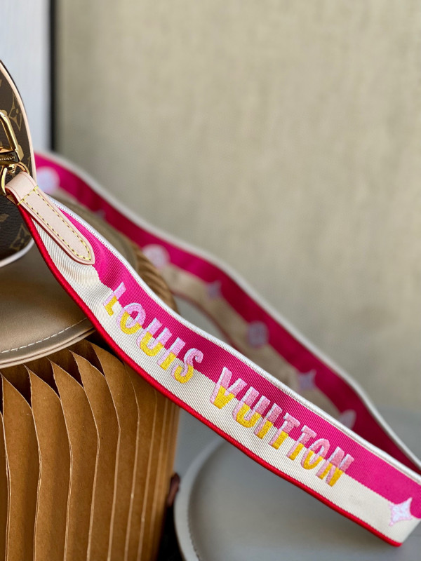 l**is V*t*n speedy bandouliÈre 20