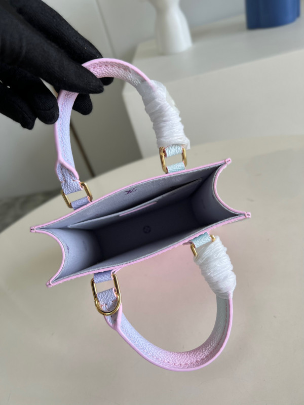 l**is V*t*n petit sac plat