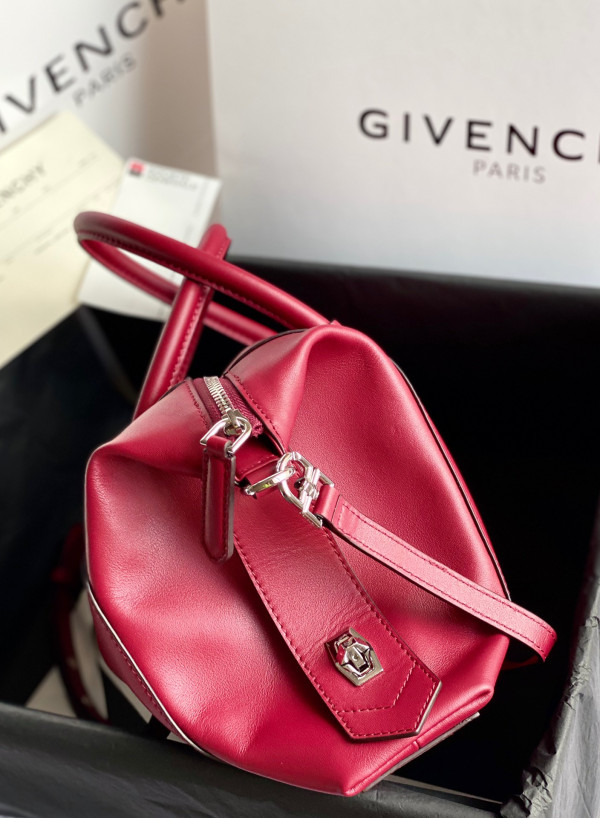 GIVENCHY ANTIGONA SOFT