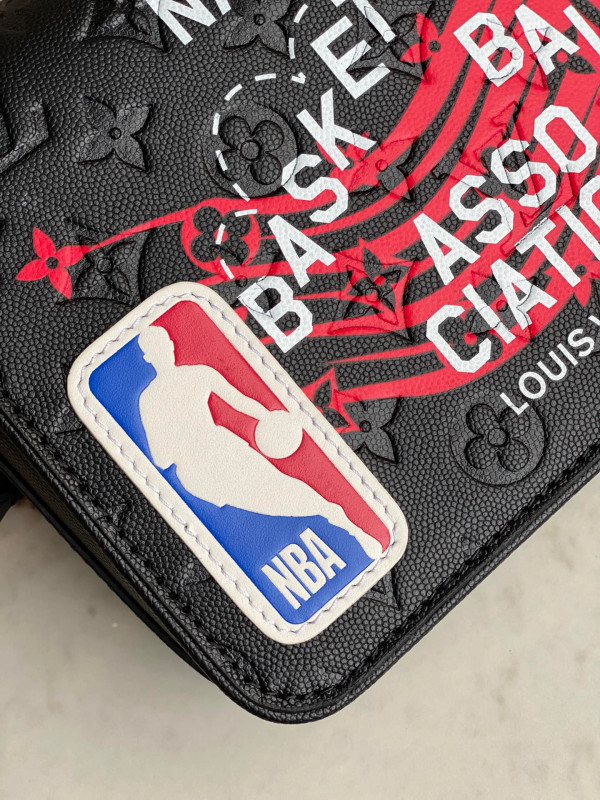 l**is V*t*n lvxnba studio messenger