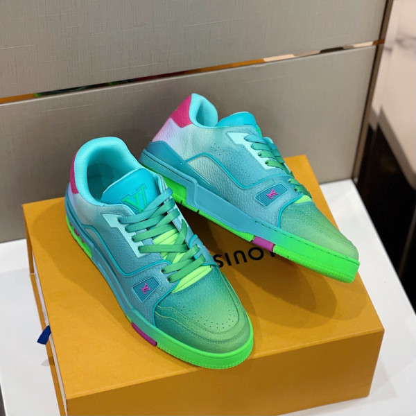 l**is V*t*n trainer sneaker