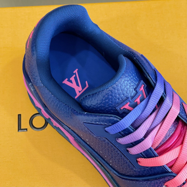 l**is V*t*n trainer sneaker