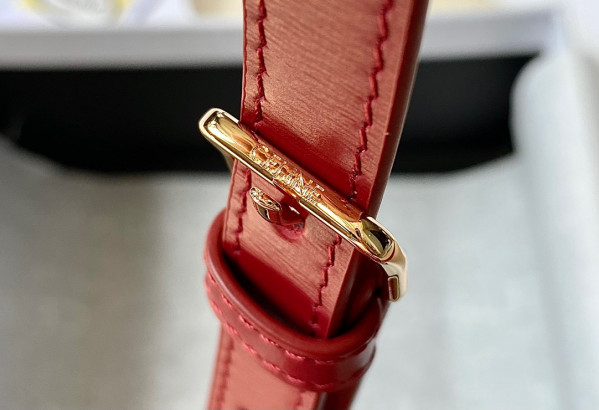 Ce**e teen besace triomphe