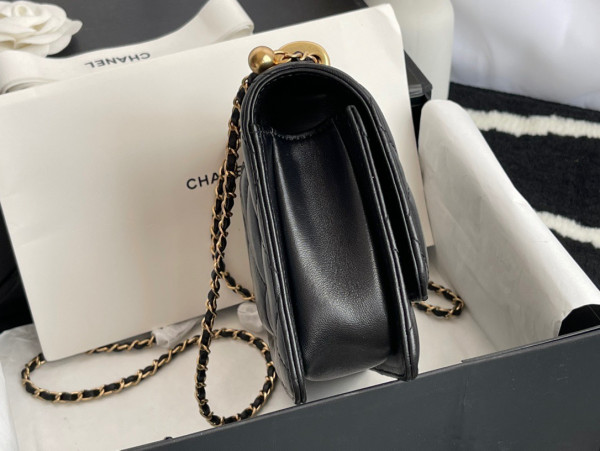 CL MINI FLAP BAG