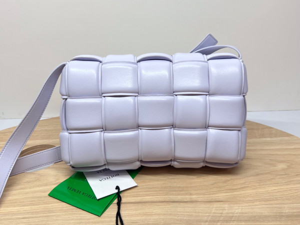 Bo*te*ga ve*ne*ta cassette