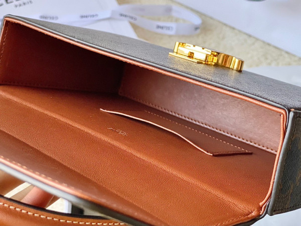 Ce**e box triomphe in triomphe canvas and calfskin