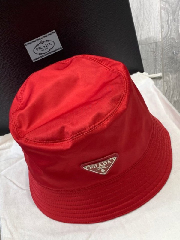 Pra*a nylon bucket hat