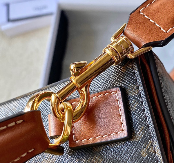 Ce**e box triomphe in triomphe canvas and calfskin