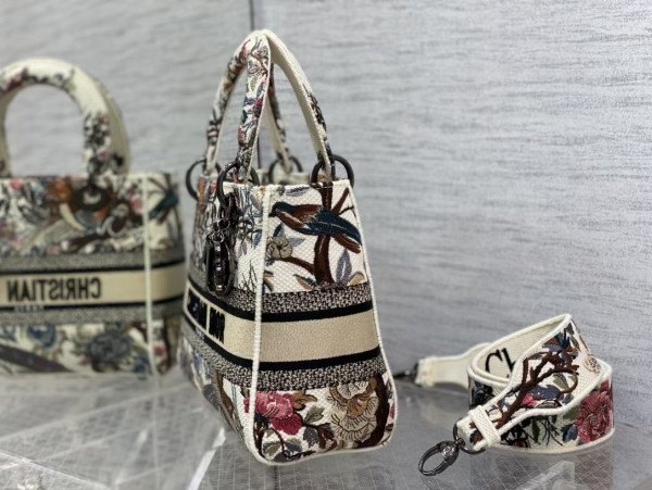 D*or medium lady d-lite bag