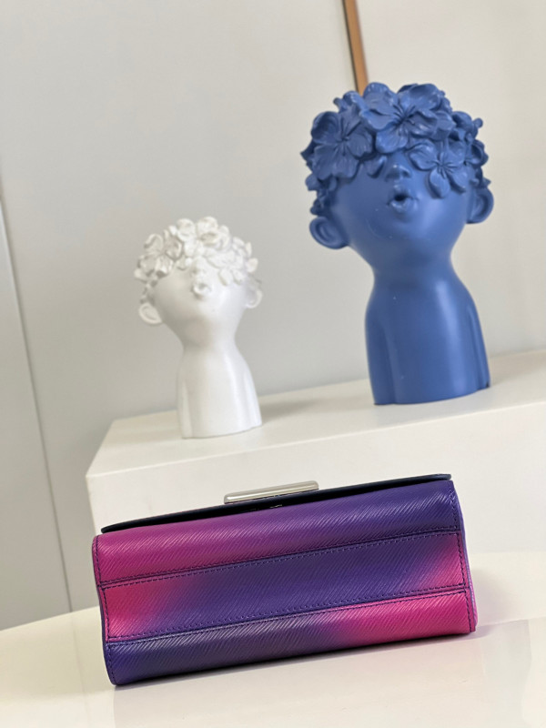 l**is V*t*n twist pm