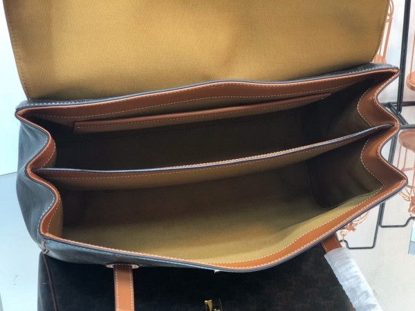 Ce**e large soft 16 bag