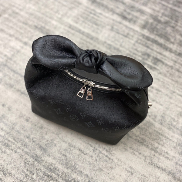 l**is V*t*n why knot pm