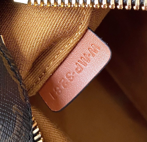 Ce**e boston in triomphe canvas and calfskin