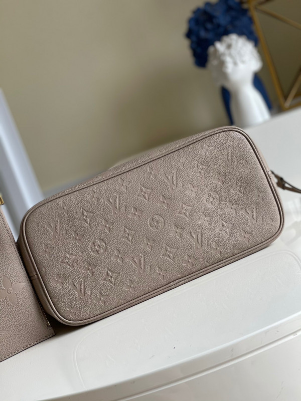 l**is V*t*n neverfull mm