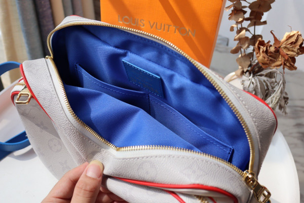 l**is V*t*n lvxnba nil messenger