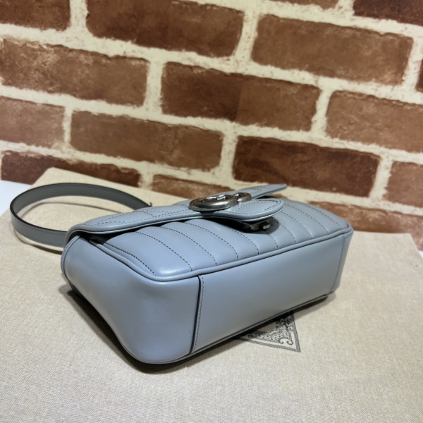 G*u*i gg marmont 22cm