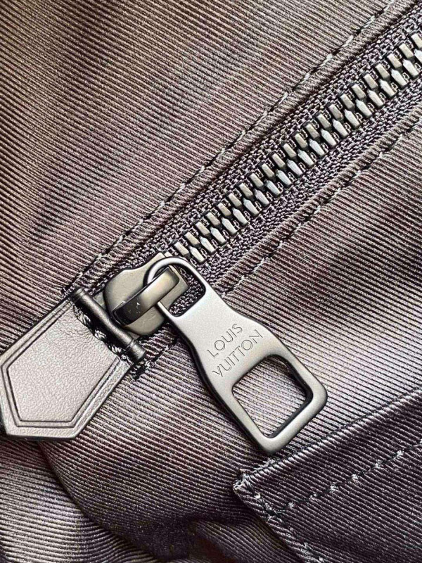 l**is V*t*n armand backpack