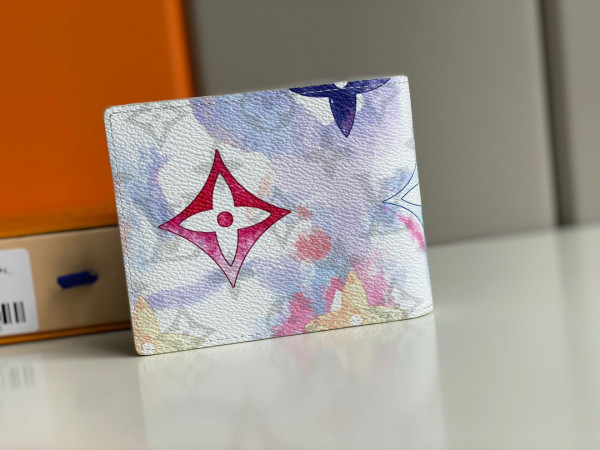 l**is V*t*n multiple wallet