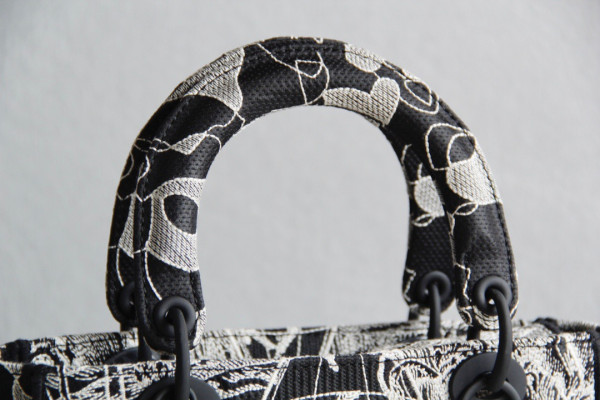 D*or lady d-lite bag