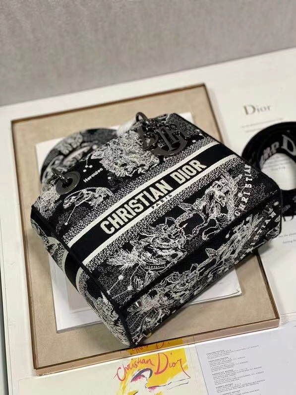 D*or medium lady d-lite bag