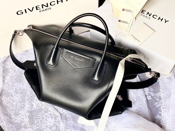 GIVENCHY ANTIGONA SOFT