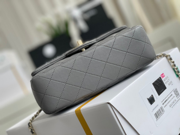 CL MINI FLAP BAG WITH TOP HANDLE