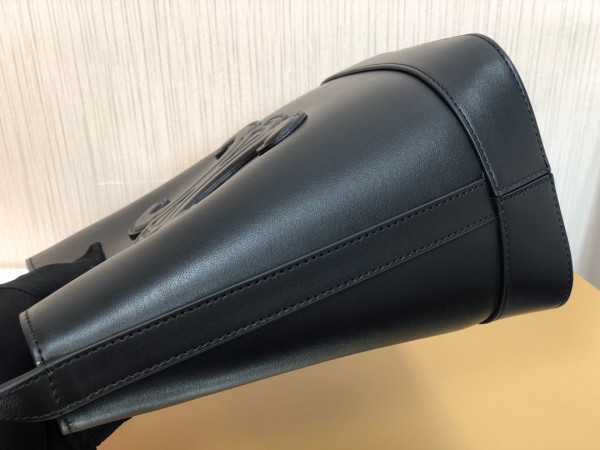 Ce**e small bucket cuir triomphe