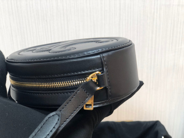 Ce**e crossbody oval purse