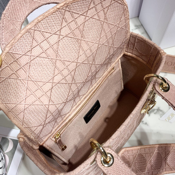 LADY D-LITE EMBROIDERED CANNAGE BAG