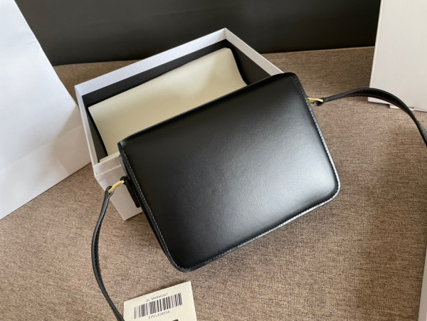 Ce**e teen triomphe bag