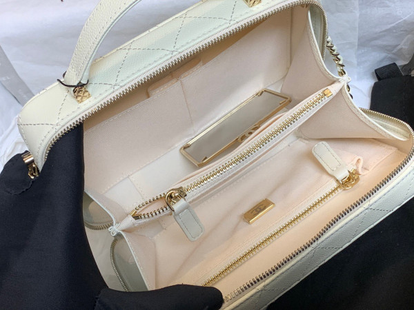 CL VANITY CASE