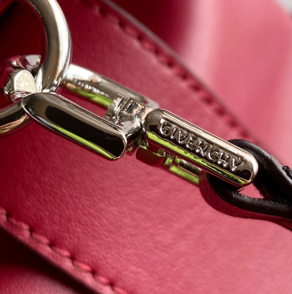 GIVENCHY ANTIGONA SOFT