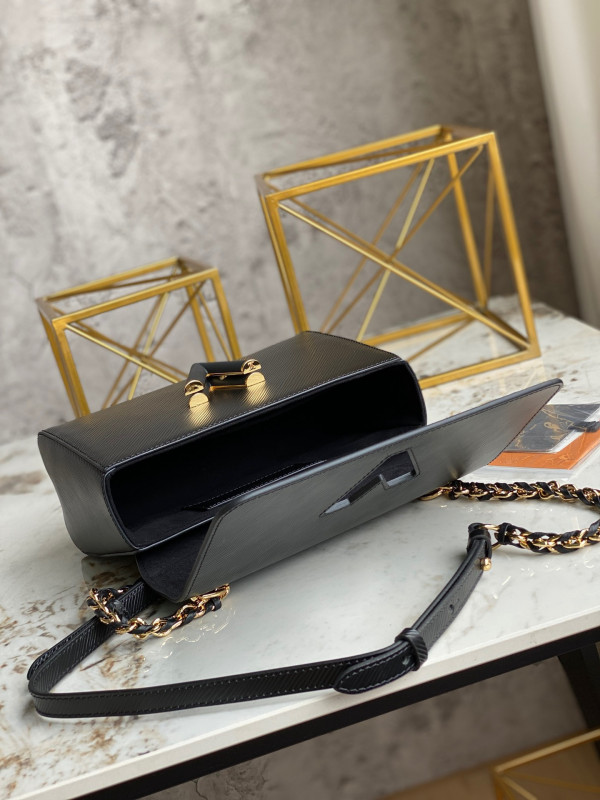 l**is V*t*n twist mm