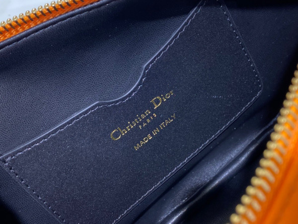 D*or small vibe hobo bag