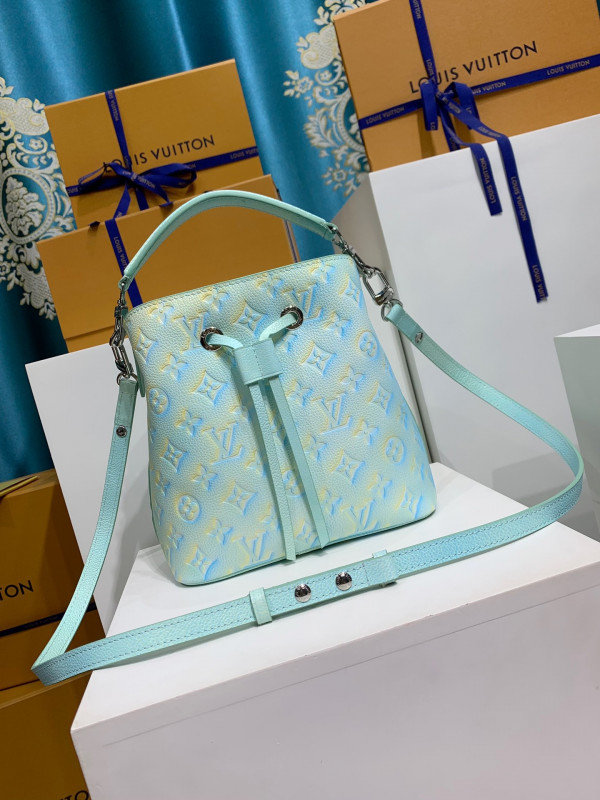 l**is V*t*n nÉonoÉ bb