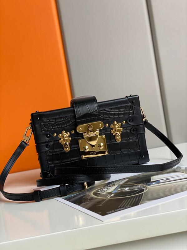 l**is V*t*n petite malle