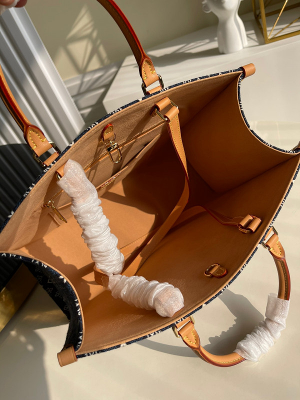 l**is V*t*n onthego mm