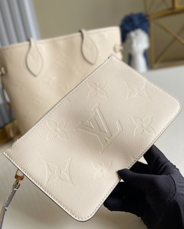 l**is V*t*n neverfull mm