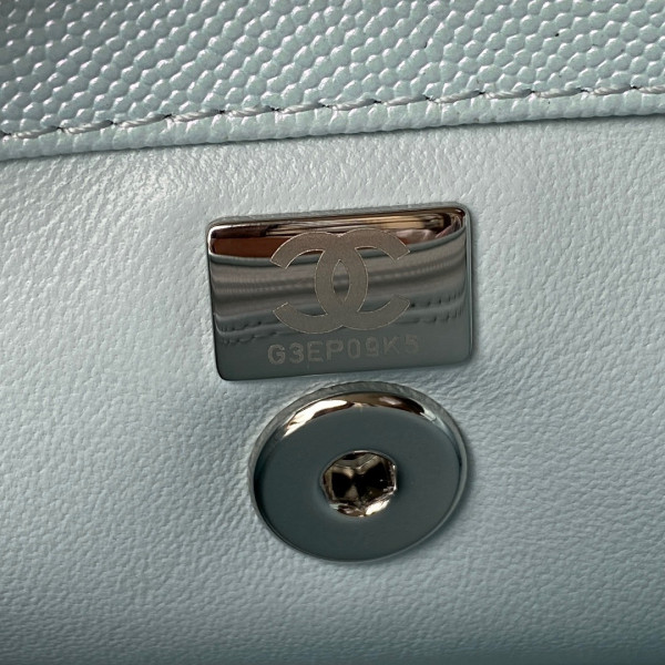 CL FLAP BAG WITH TOP HANDLE