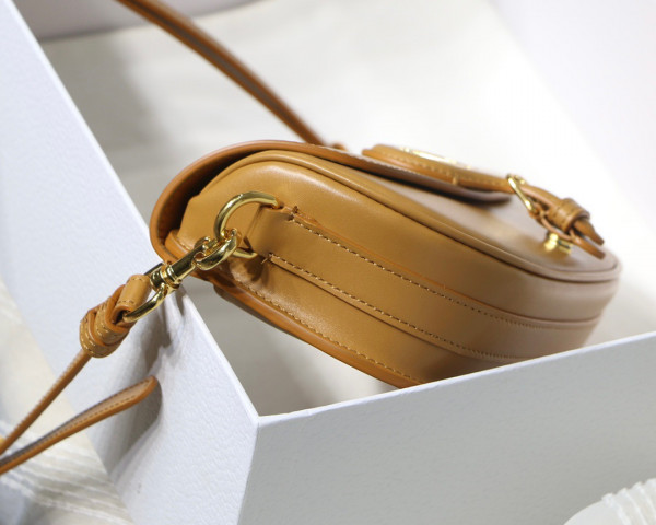 D*or bobby east-west bag