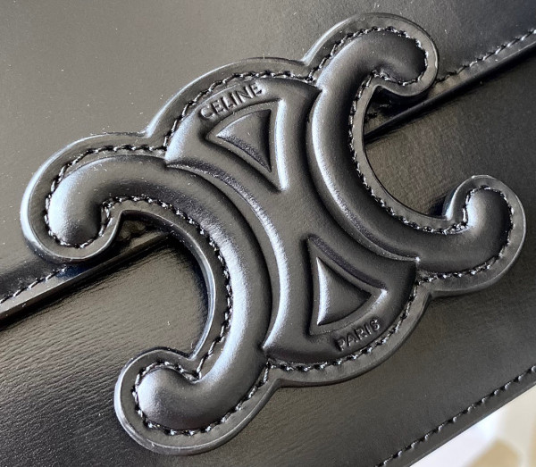 Ce**e teen triomphe bag