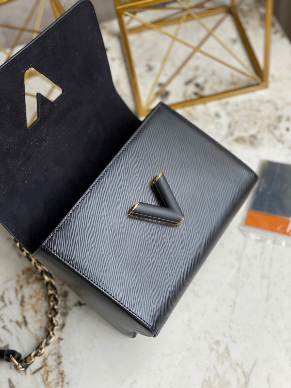 l**is V*t*n twist mm