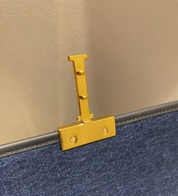 D*or 30 montaigne bag